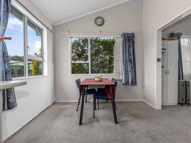 24 Conclusion Street, Ascot Park