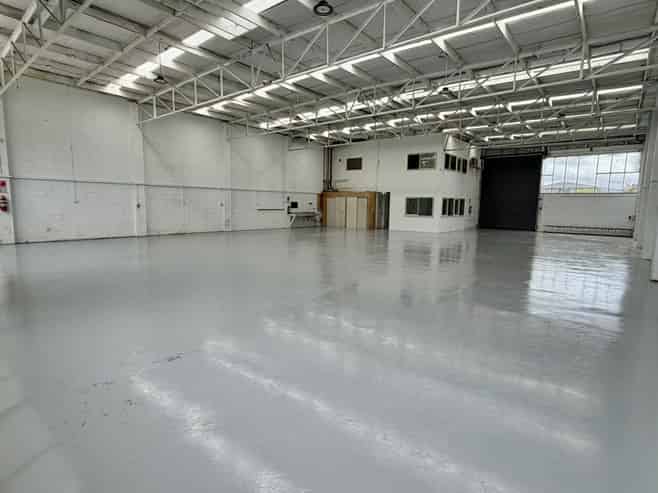 Good parking and two roller doors