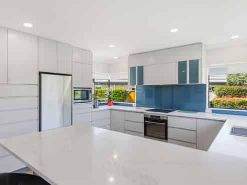 100 Milne Drive, Paraparaumu