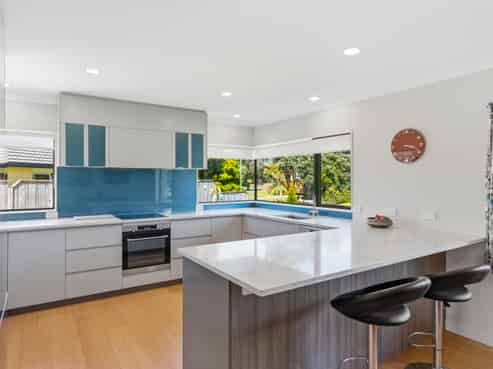 100 Milne Drive, Paraparaumu