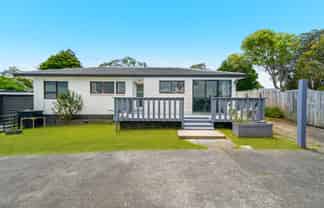 1/18 Frobisher Way, Clendon Park