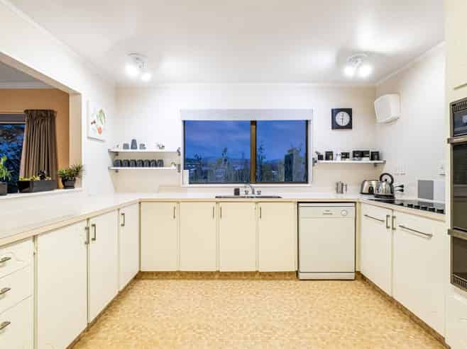 58 Discovery Drive, Whitby