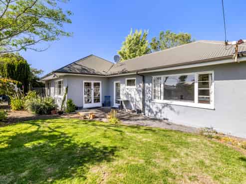 1/61 Searells Road, Strowan