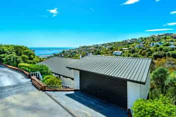 107 Mt Pleasant Road, Mount Pleasant
