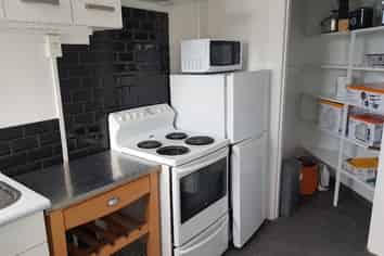 1/10 Lowe Street, Gisborne