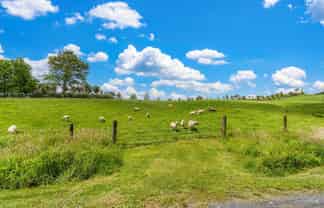 5 and 15 Charis Lane, Wellsford