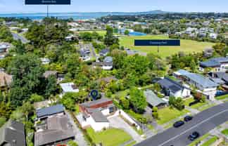 148 Stapleford Crescent, Browns Bay