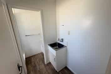 2/310 Western Hills Drive, Avenues