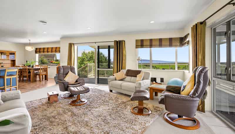 218B Tony Avenue, Thames