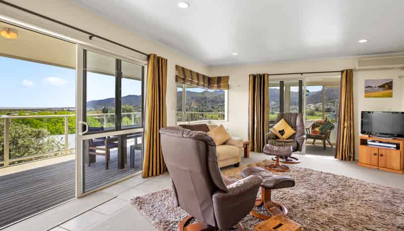 218B Tony Avenue, Thames