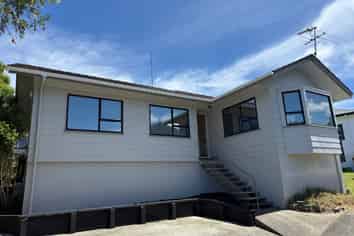 8 Landow Place, Henderson