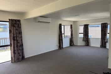 8 Landow Place, Henderson