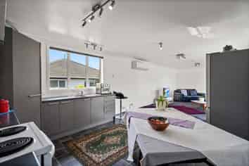 299 Nelson Street, Strathern