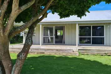 20B Torkar Road, Clarks Beach