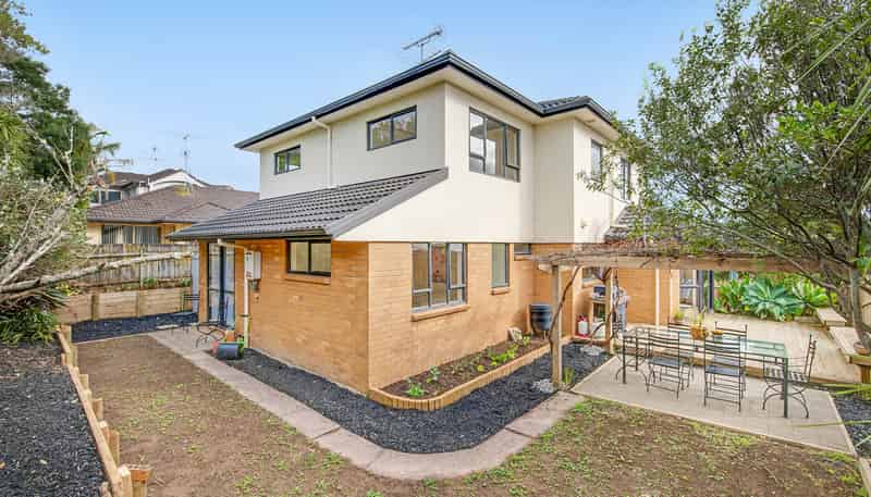 26 Black Teal Close, Unsworth Heights