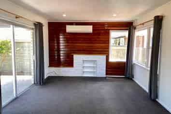 65 Resthills Crescent, Glenview