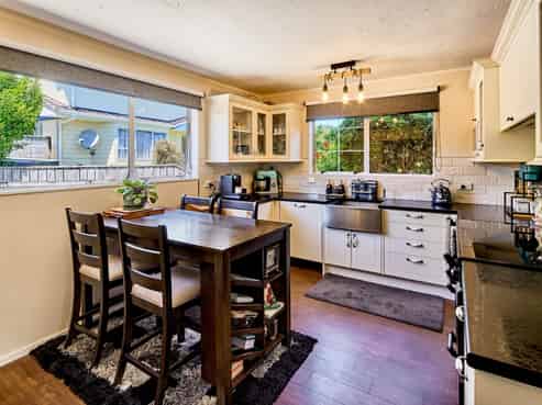 33 Maclaren Street, Maymorn