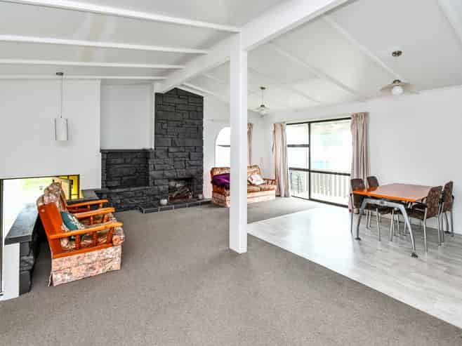 15 Gainsborough Street, Manurewa