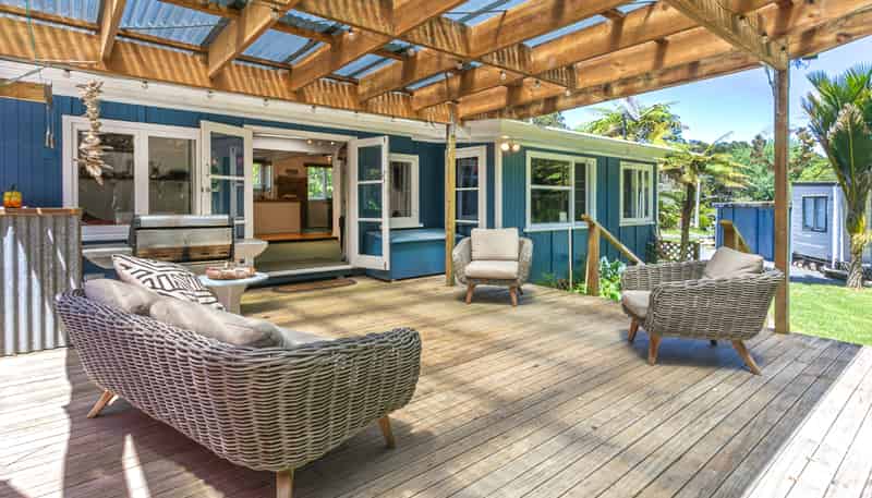 15 Pohue Creek Road, Waiomu