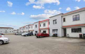 8/1 Harrison Road, Mount Wellington