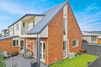 B/76 Barbour Street, Waltham