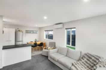 B/76 Barbour Street, Waltham