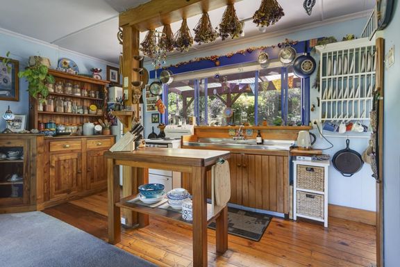 Sold - 58 The Ridgeway, Enner Glynn - realestate.co.nz