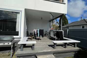 30 Rimutaka Street, Trentham