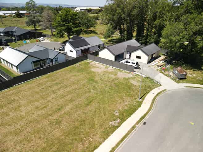 13 Ross Taylor Lane, Upper Plain