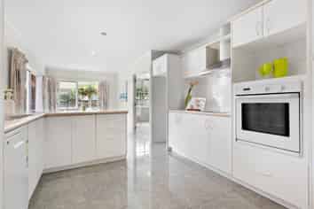 23 Palmcrest Grove, Highland Park