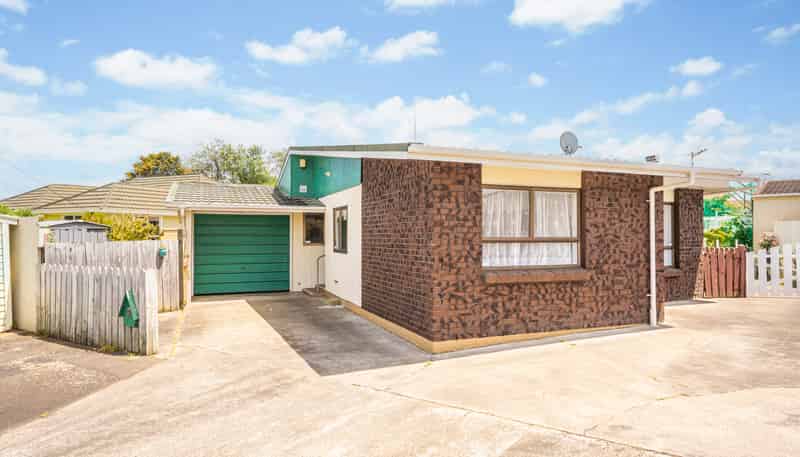 42 Tawa Street, Gonville