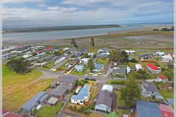 26 Hall Place, FOXTON BEACH