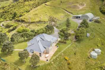 419 and 43 Takapu Road, Tawa