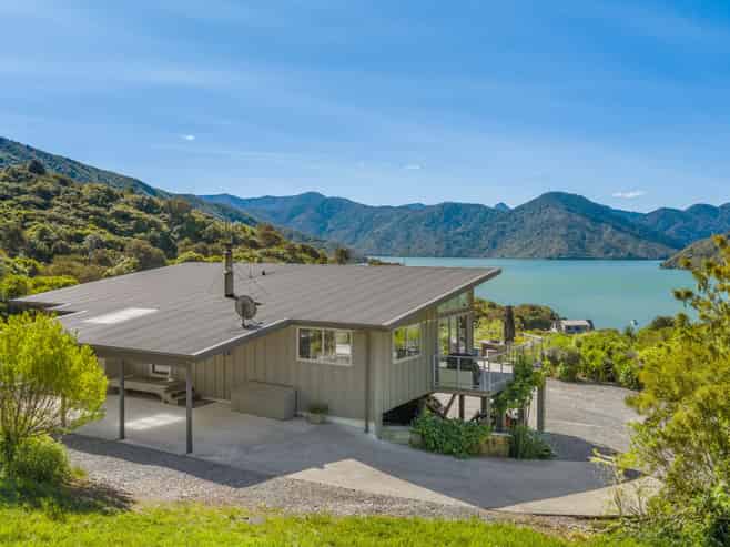 784a Queen Charlotte Drive, Havelock