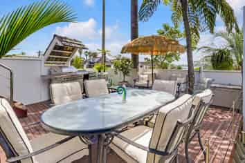 10 Takutai Avenue, Bucklands Beach