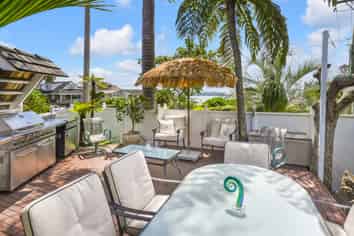 10 Takutai Avenue, Bucklands Beach