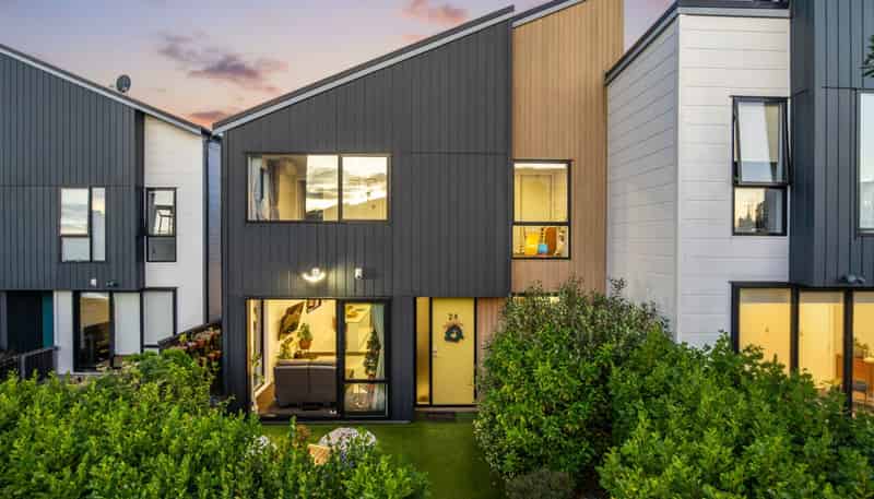 24 Nugget Avenue, Hobsonville