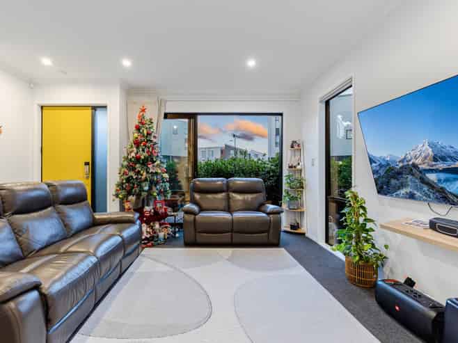 24 Nugget Avenue, Hobsonville