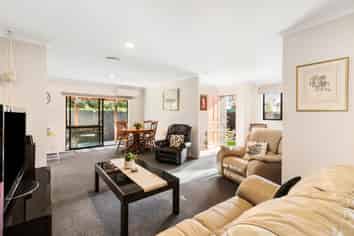 32 Magnolia Drive, Waiuku