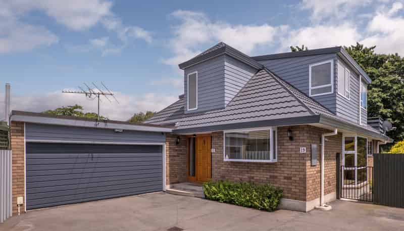 2/19 Manor Place, Bryndwr