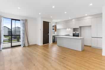 5 Puwha Street, Massey