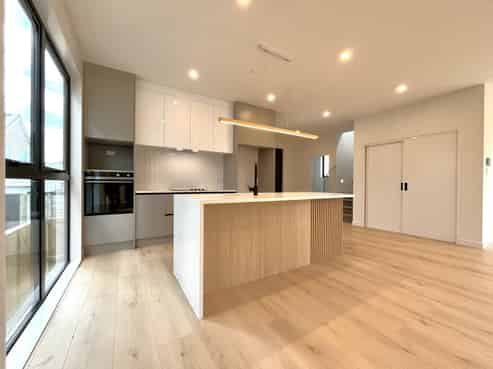 7/41 Seaside Avenue, Waterview