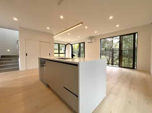 7/41 Seaside Avenue, Waterview