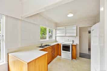 14A Halsey Road, Manurewa