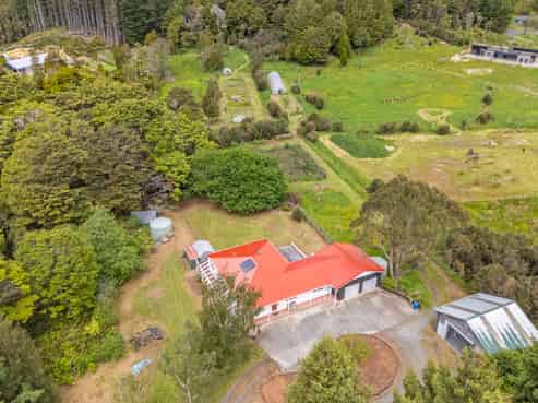 423 Katherine Mansfield Drive, Whitemans Valley