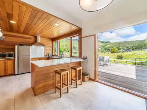 423 Katherine Mansfield Drive, Whitemans Valley