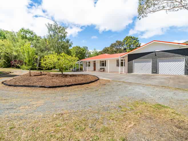 423 Katherine Mansfield Drive, Whitemans Valley
