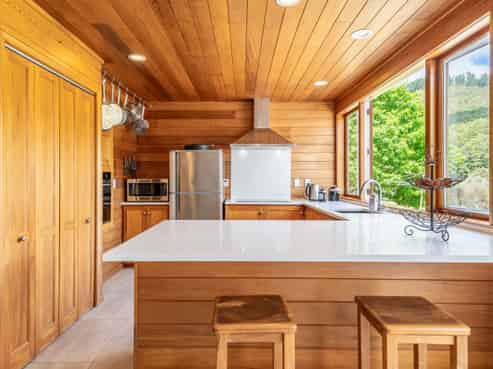 423 Katherine Mansfield Drive, Whitemans Valley