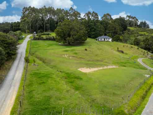 465 Helmsdale Road, Waipu