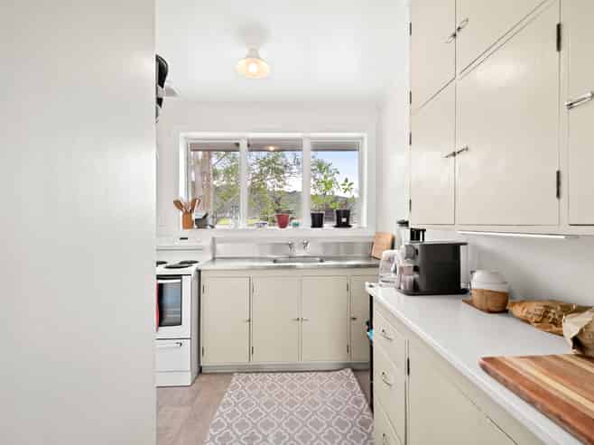 Flat 1 & F/1123 Fergusson Drive, Clouston Park